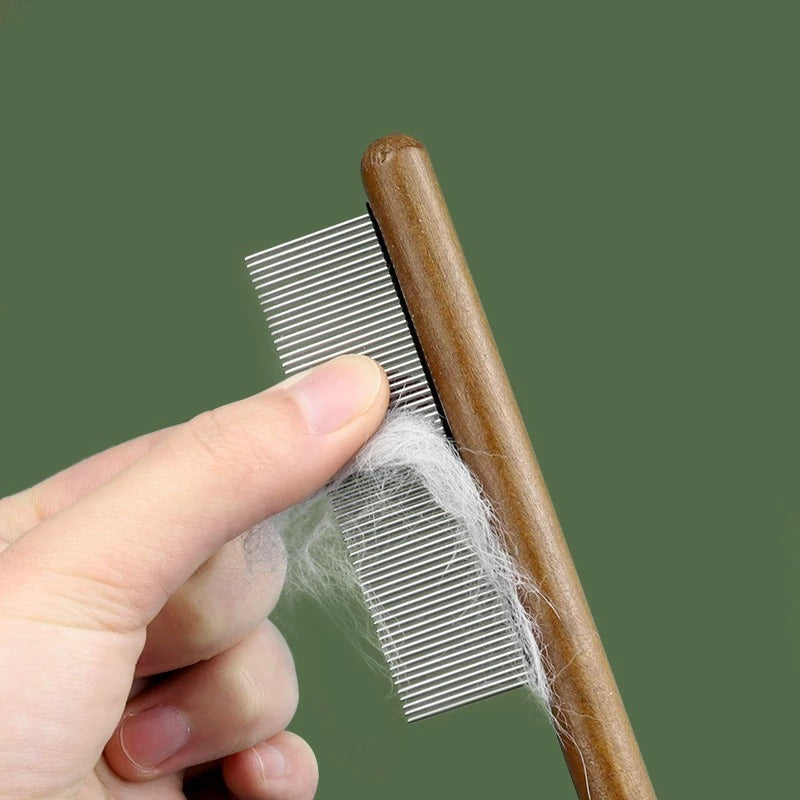 Premium Cat Comb: Stainless Steel Grooming for a Healthy Coat